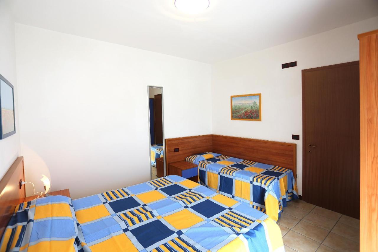 Quercia Lido Altanea Apartman Caorle Kültér fotó