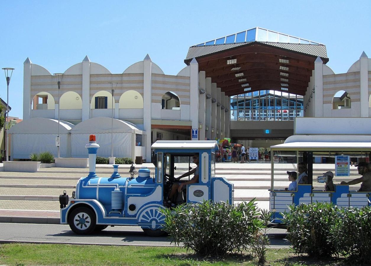 Quercia Lido Altanea Apartman Caorle Kültér fotó